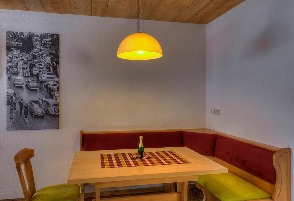 Ferien-Schloessle Michaela Apartment Рицлерн Стая снимка